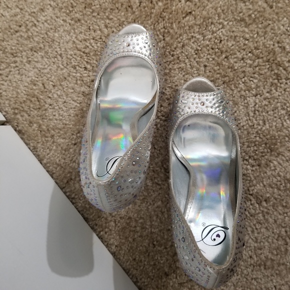 Silver Jeweled High Heels - Picture 3 of 5